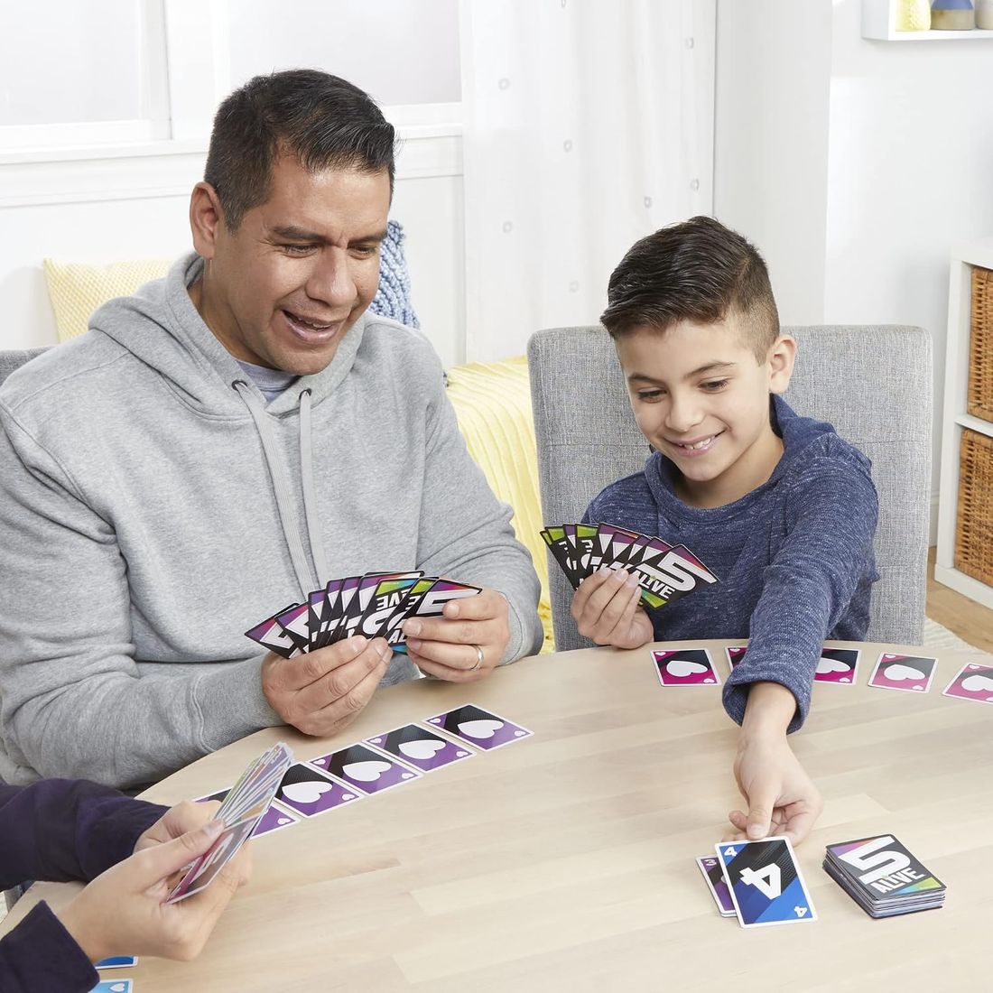 5 Alive Card Game, view 5