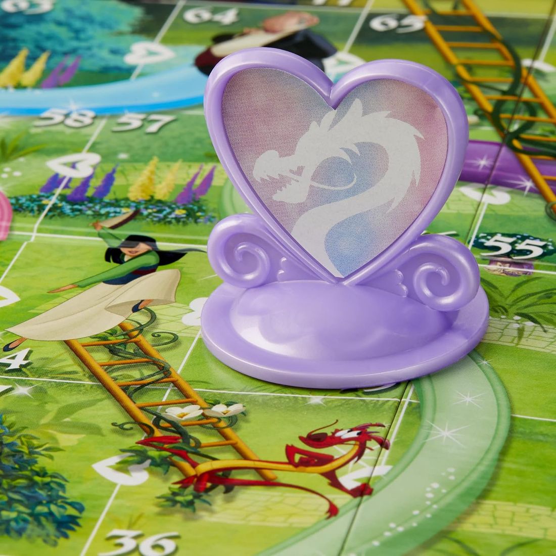 Chutes and Ladders: Disney Princess Edition, view 5