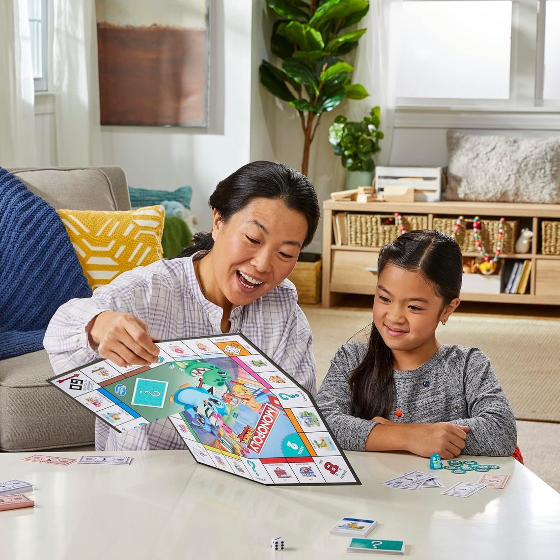 Monopoly Junior: 2 Games in 1 Board Game, view 6