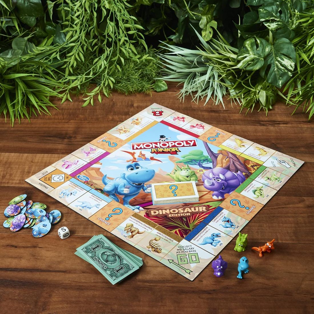 Monopoly Junior: Dinosaur Edition, view 4