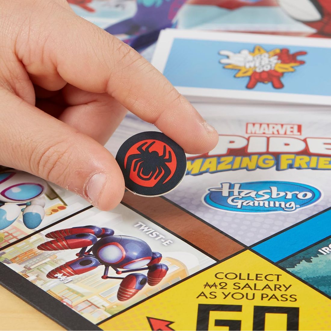 Monopoly Junior: Spidey and His Amazing Friends Edition, view 4