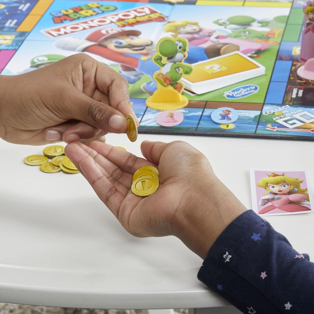 Monopoly Junior: Super Mario Edition, view 5