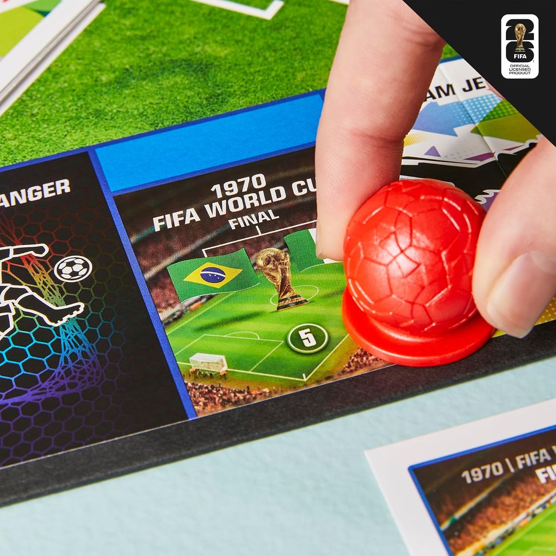 Monopoly Panini Prizm: FIFA World Cup Edition, view 6