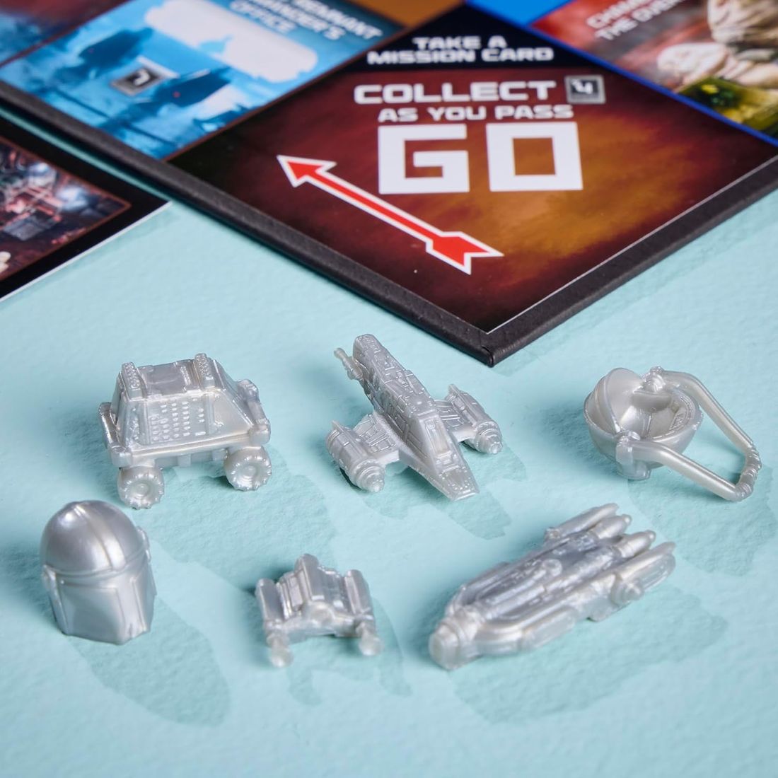 Monopoly: Star Wars The Mandalorian and Grogu Edition, view 4