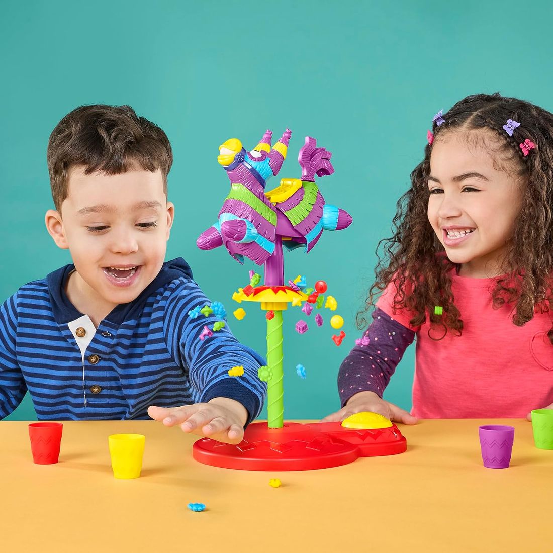 Pop! Pop! Pinata Game, view 2