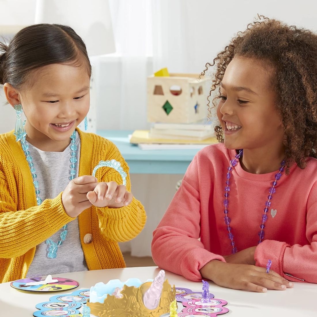 Pretty Pretty Princess: Unicorn Edition, view 6